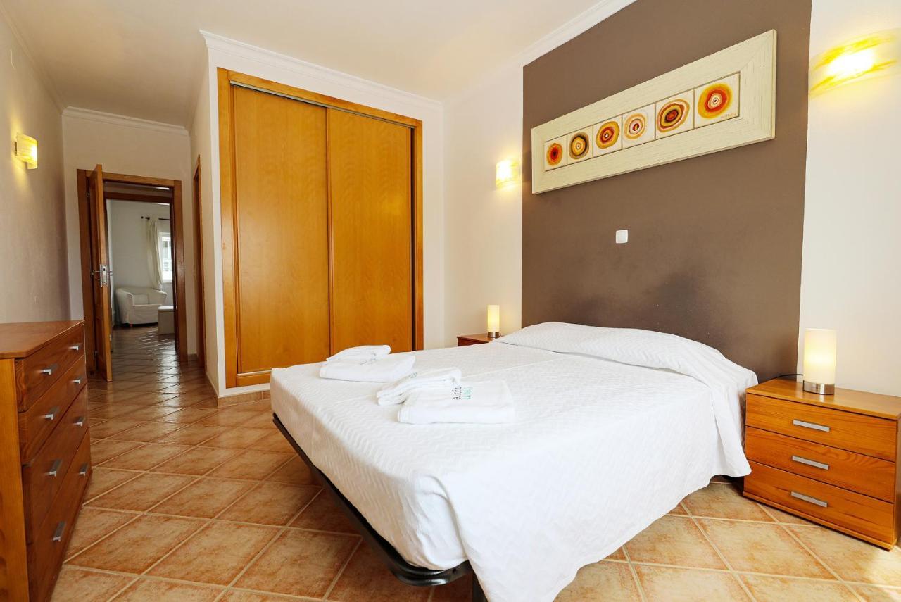 C03 - Gale Holiday Apartment In Lagos Exterior photo